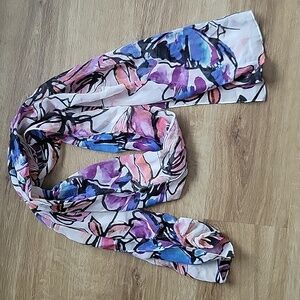 Flower scarf